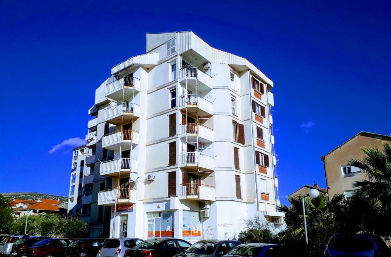 Apartman Buble Trogir Extérieur photo